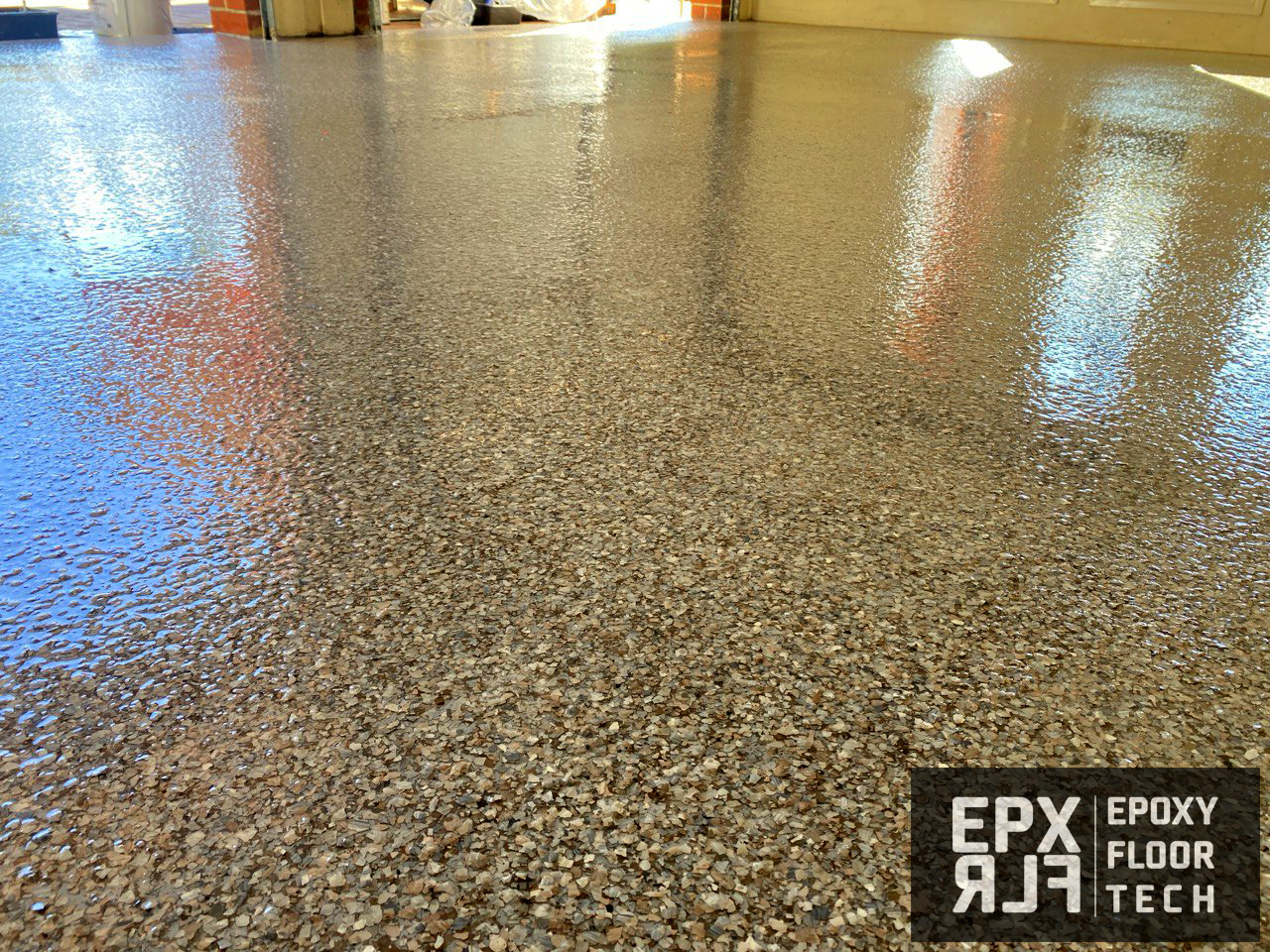 solid-white-colour-epoxy-garage-flooring Pumice-flake-premium-full-flake-epoxy-flooring-Chatswood
