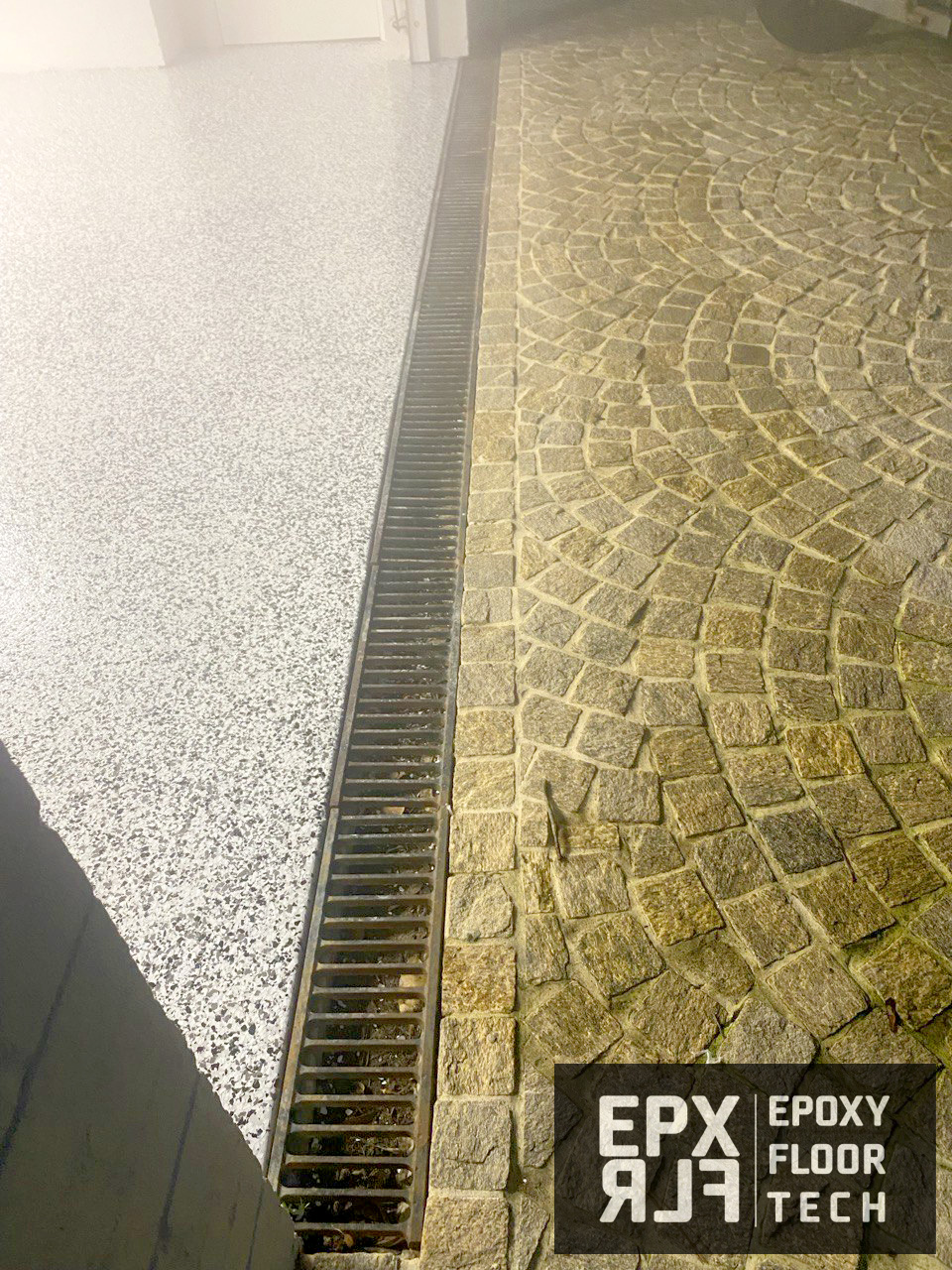 premium-full-flake-garage-epoxy-flooring-Mona-vale