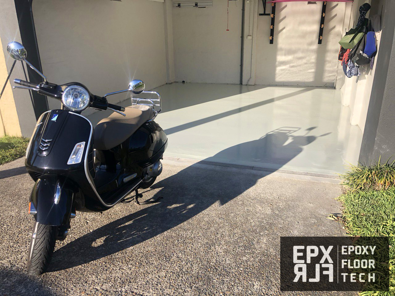 self-levelling-solid-colour-garage-epoxy-flooring-Mosman